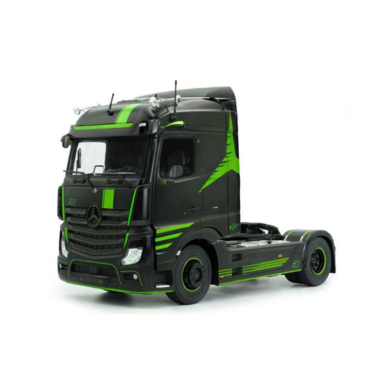 Mercedes Benz Actros R5 Italian Collection '21, zwart - 1:24 - Solido