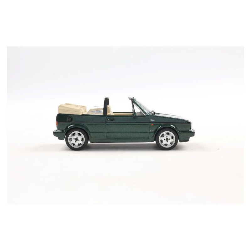 VW Golf cabrio classic line '92, groen - 1:43 - Solido