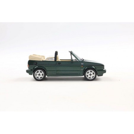 VW Golf cabrio classic line '92, groen - 1:43 - Solido