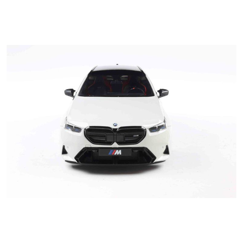 BMW M5 Touring (G99) '24, wit - 1:18 -  Solido