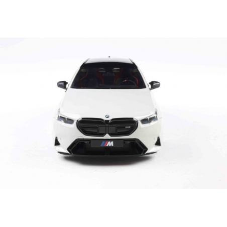 BMW M5 Touring (G99) '24, wit - 1:18 -  Solido