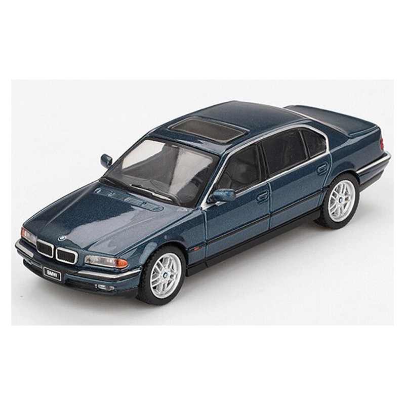 BMW 750 IL (E39) '98, blauw metallic (Sorrento Blue) 1:64 MiniGT (894)