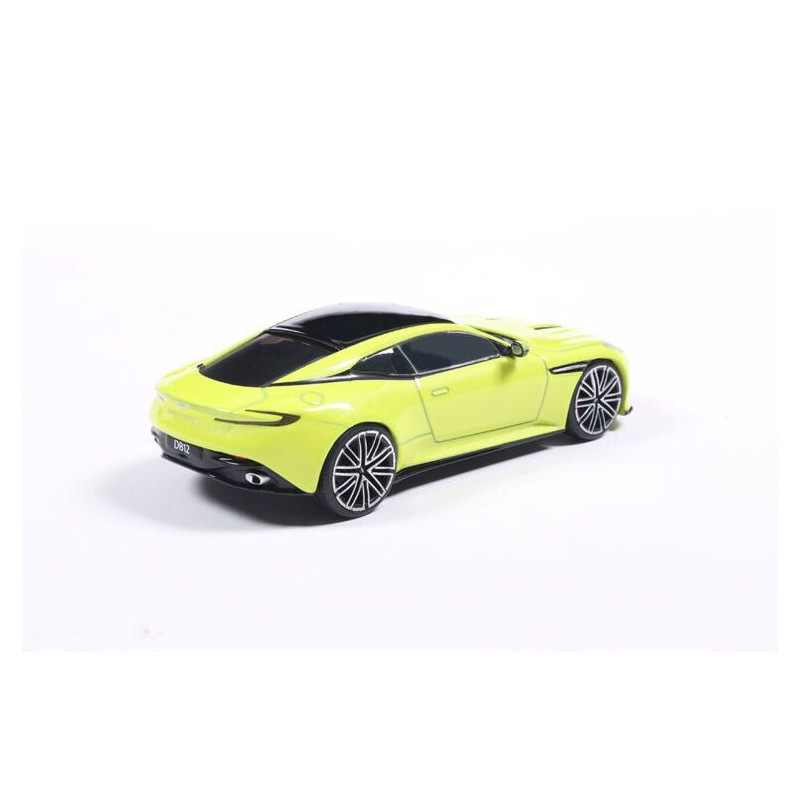 Aston Martin DB12 '23, geel (Lime Essence)