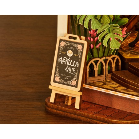 Book Nook, Holiday Cafe, Rolife