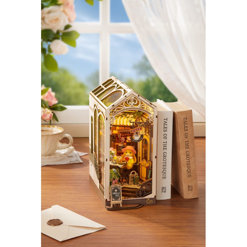 Book Nook, Holiday Cafe, Rolife