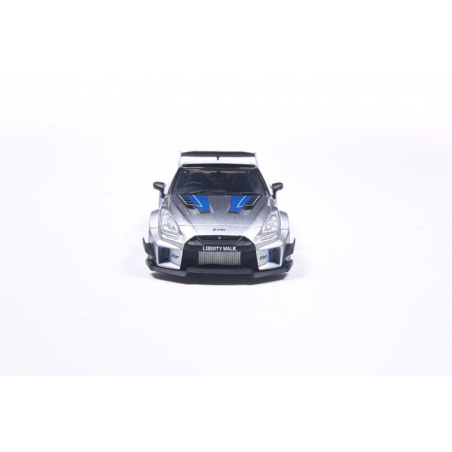 Nissan GT-R (R35) Liberty Walk Silhouette '20, zilver - 1:43 - Solido