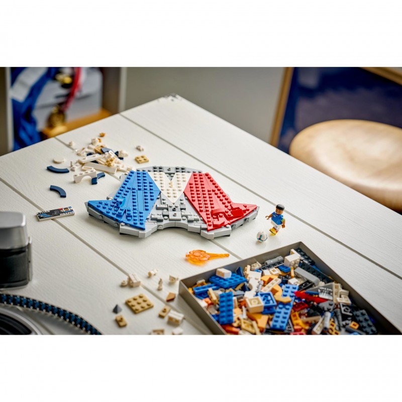 LEGO EDITIONS - 43013 Kylian Mbappé, voetbalhoogtepunten