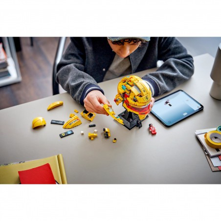 LEGO EDITIONS - 43022 Lewis Hamilton, Ferrari HP helm