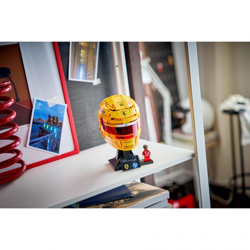 LEGO EDITIONS - 43022 Lewis Hamilton, Ferrari HP helm