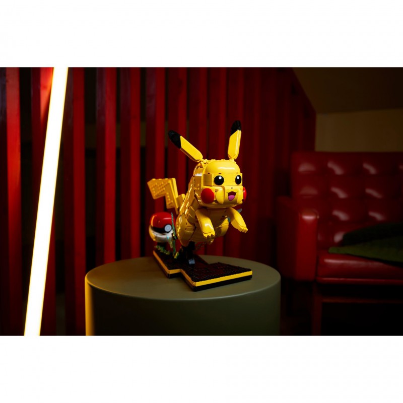 LEGO - 72152 Pikachu en Pokeball