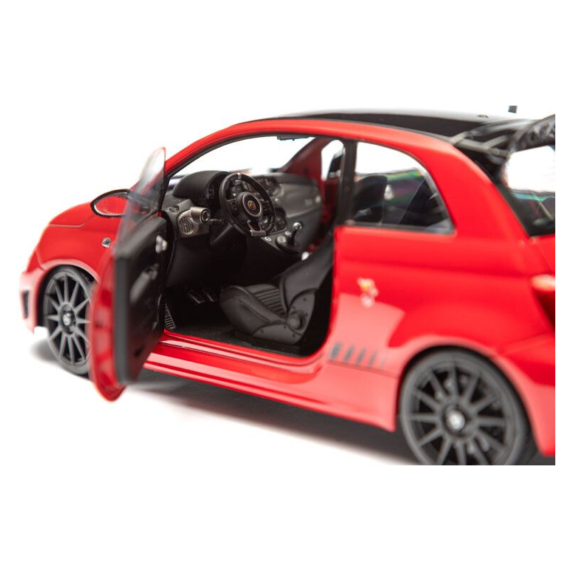 Fiat F595 Abarth Solido Works '23, rood - 1:18 - Solido