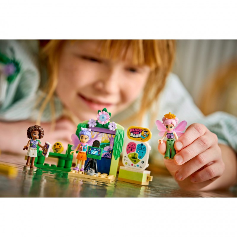 LEGO FRIENDS - 42702 Draaiende theekopjesattractie met bloementhema