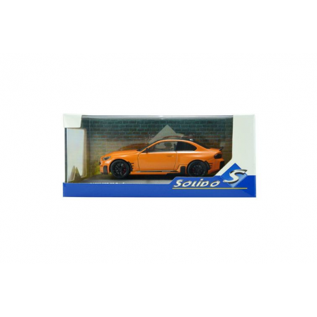 BMW M2 (G87) M Performance '24, oranje (Papaya orange) - 1:43 - Solido