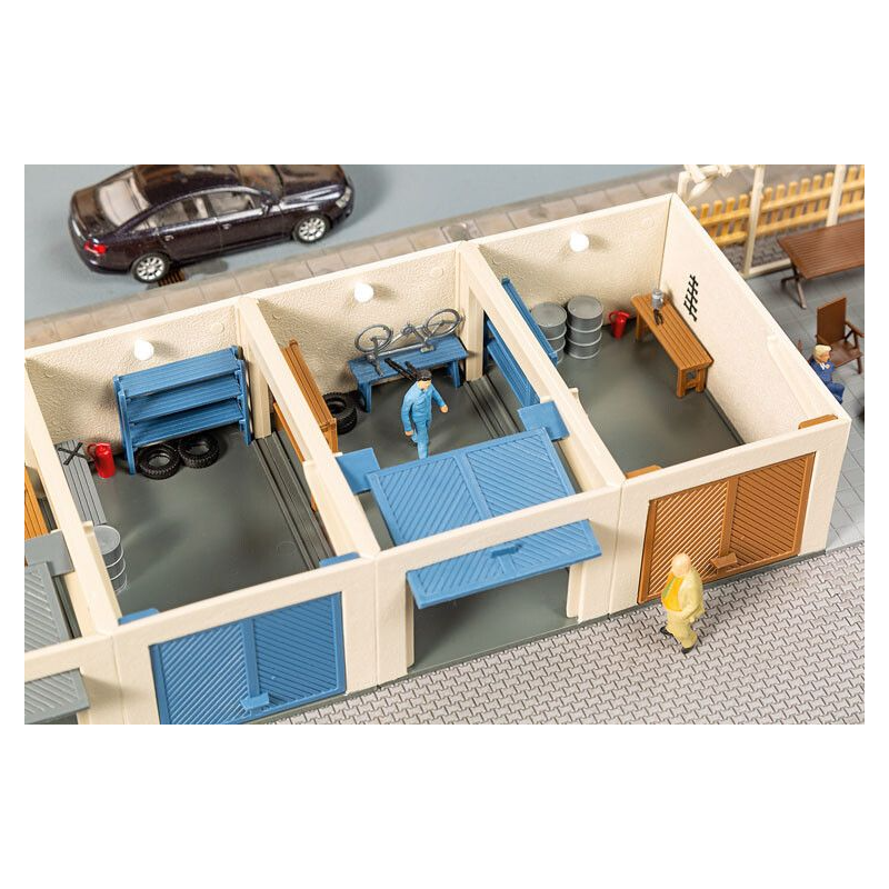 Garages met accessoires, Auhagen H0 (11484)