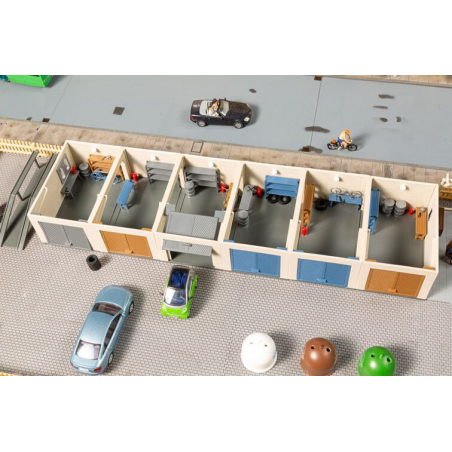 Garages met accessoires, Auhagen H0 (11484)