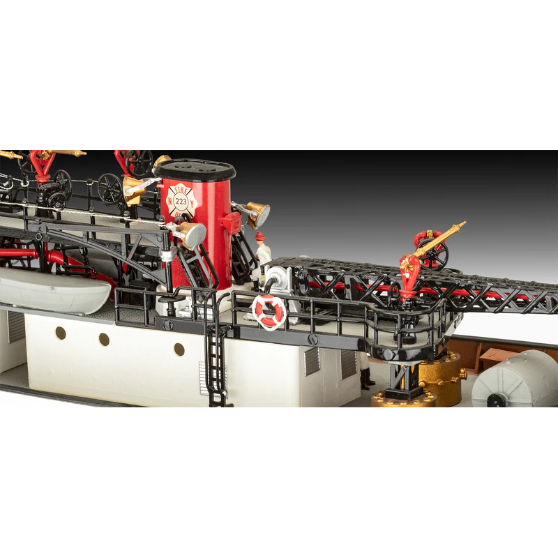The Firefighter Harbor Fire Boat, 1:87 , Revell 05197