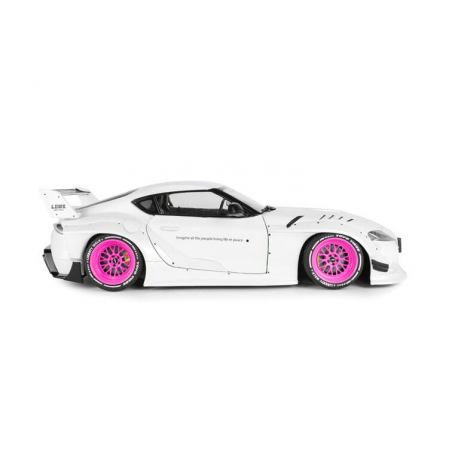 Toyota GR Supra Liberty Walk body kit '25, wit/roze - Solido