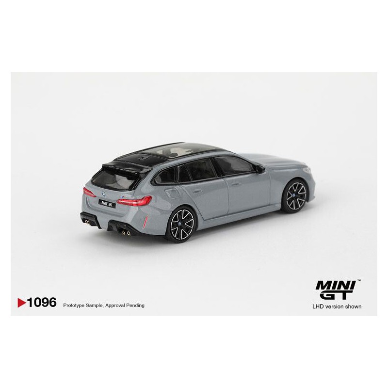 BMW M5 (G99) Touring '25, grijs metallic, blister 1:64, Mini GT (1096)