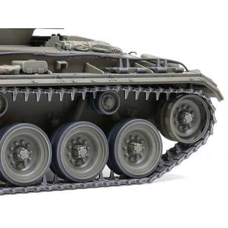 U.S. LIGHT TANK M24 CHAFFEE, 1:24, Tamiya