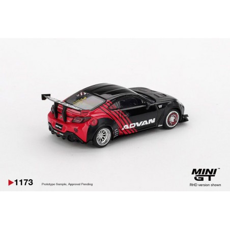 Toyota GR86 LB Nation Advan '25, zwart 1:64, MiniGT (1173)