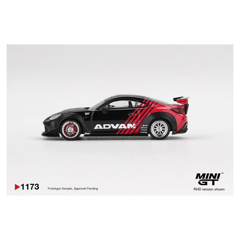 Toyota GR86 LB Nation Advan '25, zwart 1:64, MiniGT (1173)