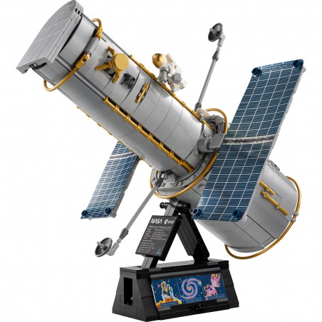 LEGO ICONS - 11382 Hubble ruimtetelescoop