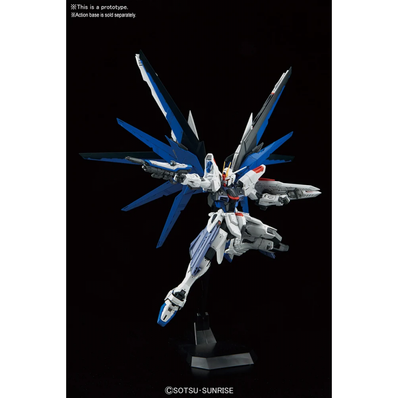 Gundam: MG GUNDAM FREEDOM 2.0,  Bandai