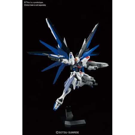 Gundam: MG GUNDAM FREEDOM 2.0,  Bandai