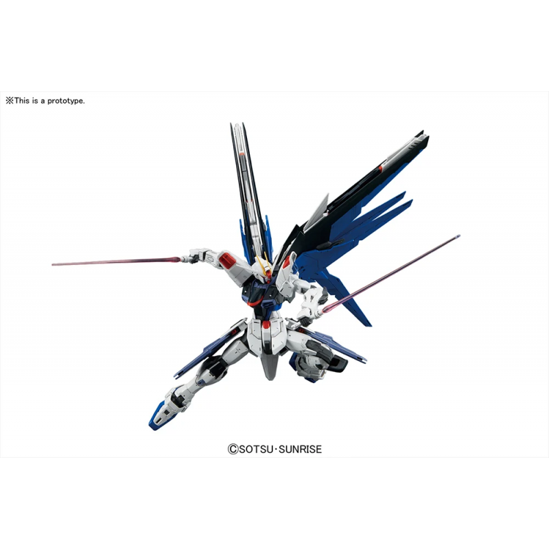 Gundam: MG GUNDAM FREEDOM 2.0,  Bandai
