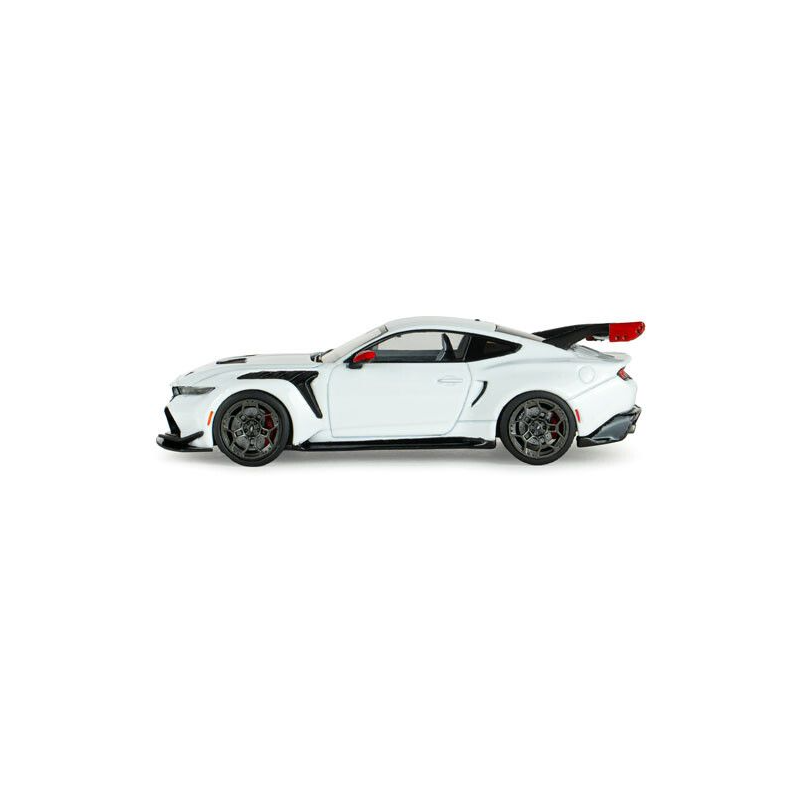Ford Mustang GTD '25, wit (Frozen white) - 1:43 - Solido