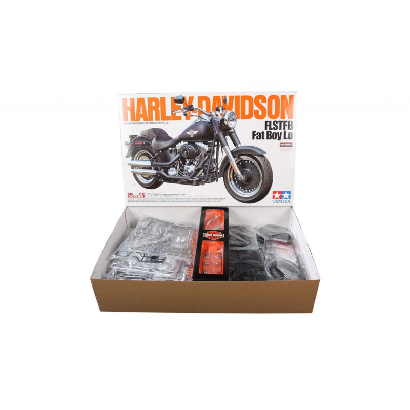 Tamiya Harley-Davidson FLSTFB Fat Boy Low  1:6 ,  16041