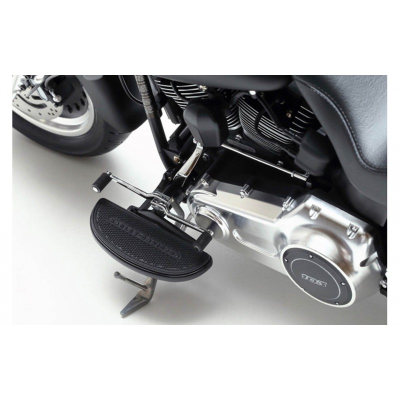 Tamiya Harley-Davidson FLSTFB Fat Boy Low  1:6 ,  16041