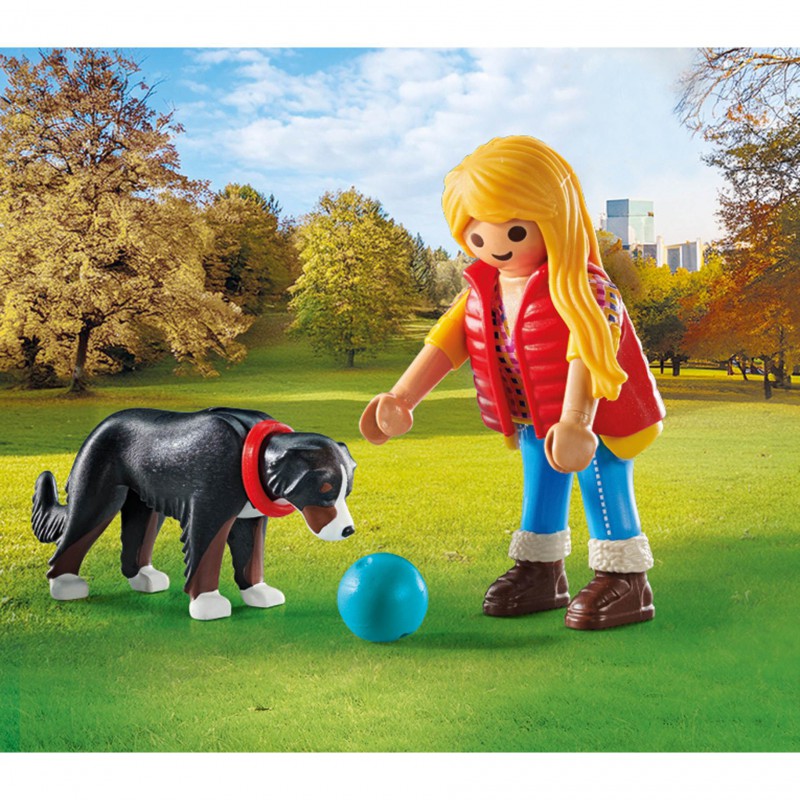 Playmobil My Life - Vrouw met berghond, 71738