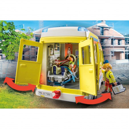 Playmobil City Life - 71202 Ambulance met licht en geluid