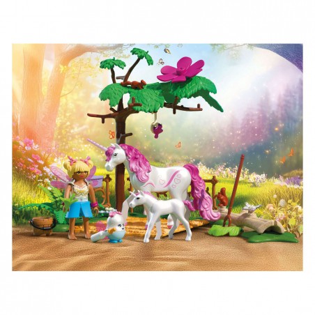 Playmobil Fantasy & Magic - Magische eenhoornstal voor moeder en veulen, 71839