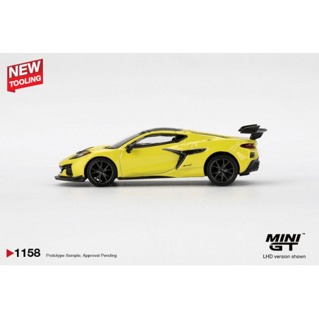 Chevrolet Corvette C8 ZR1 '25, geel 1:64, Mini GT (1158)
